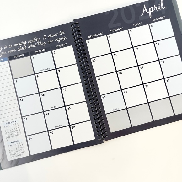 On GMA & Tamron Hall Show! Annual Calendars w/todo lists white purple black - Picture 7 of 13